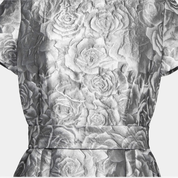 CH Carolina Herrera Grey Floral Embossed Jacquard Belted Knee Length Dress s 2 - Picture 5 of 13